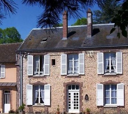 Ferme Du Chateau Bailleau-l'Eveque Kültér fotó